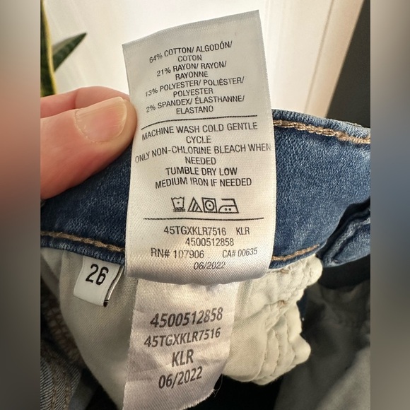 Hudson Natalie cuffed ankle jeans size 26 - Picture 12 of 12